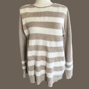 Pink Clover Cream & Beige Sweater